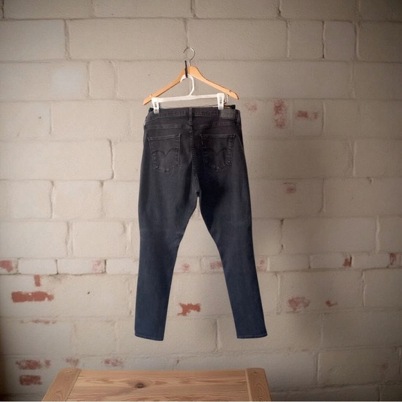 Levi’s 311 Shaping Skinny Jeans Women’s | Size 32 | Black | High Rise moto - Picture 12 of 13